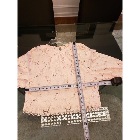 Free People Olivia Romantic Pink Lace Round Neck Flare Sleeve Blouse Size XS - Picture 14 of 15
